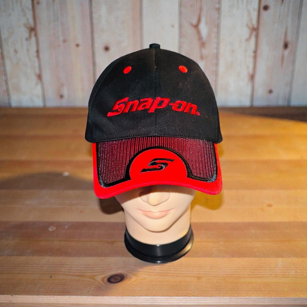 Snap On Tools Mechanics HAT K Products Adjustable Mens Black Red Vtg Embroidered